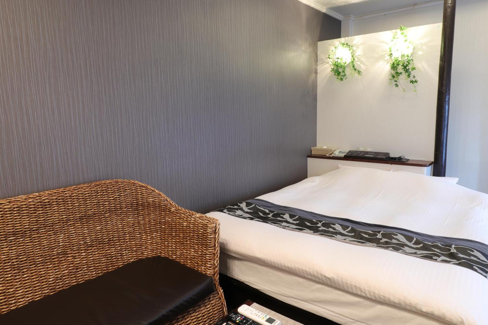 天然個室温泉 Hotel Lafontaine 諏訪 (Adults Only) Suwa  Ngoại thất bức ảnh