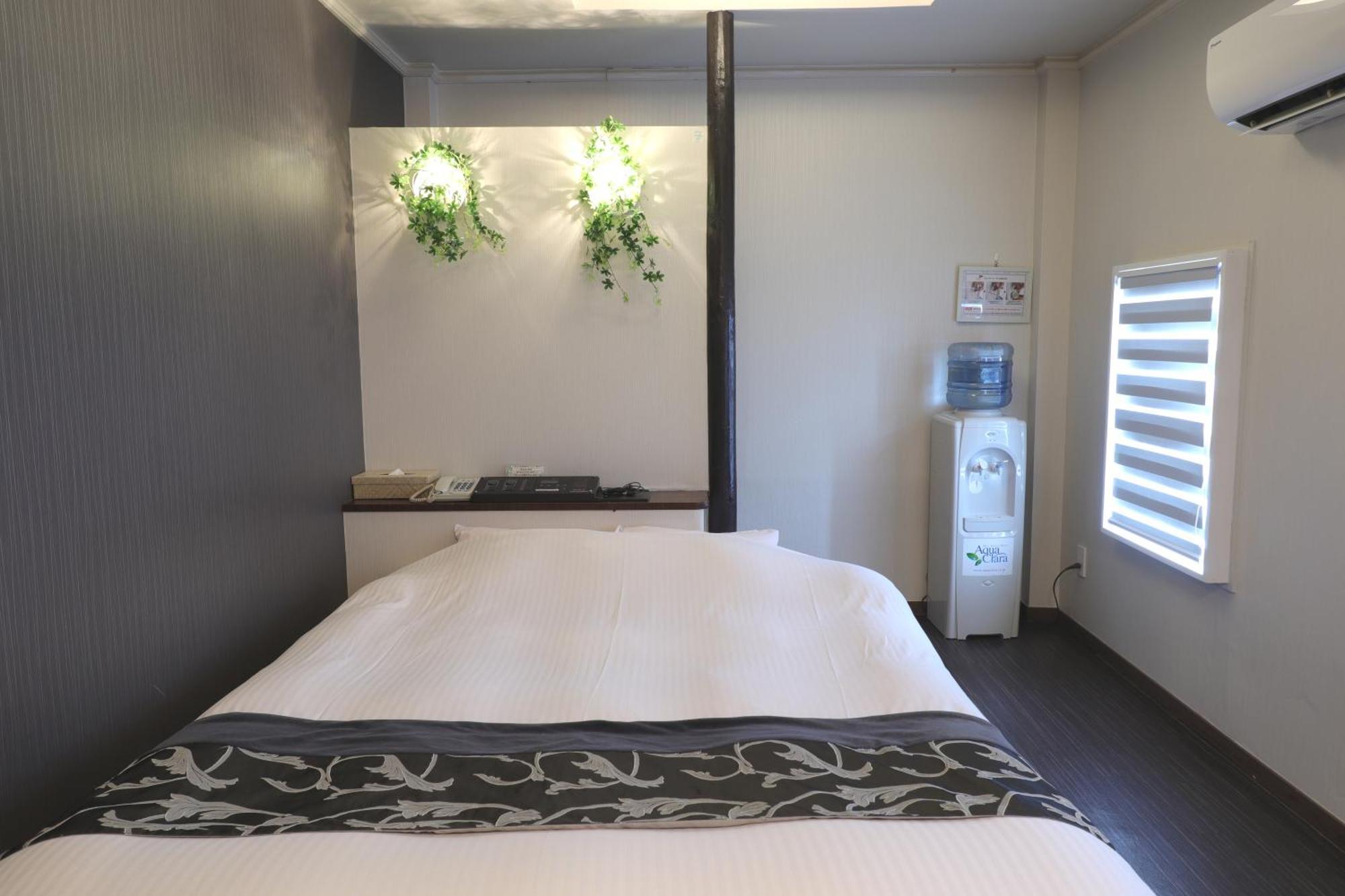 天然個室温泉 Hotel Lafontaine 諏訪 (Adults Only) Suwa  Ngoại thất bức ảnh