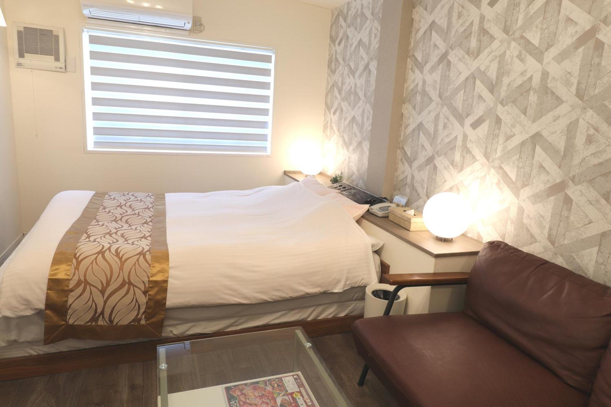 天然個室温泉 Hotel Lafontaine 諏訪 (Adults Only) Suwa  Ngoại thất bức ảnh