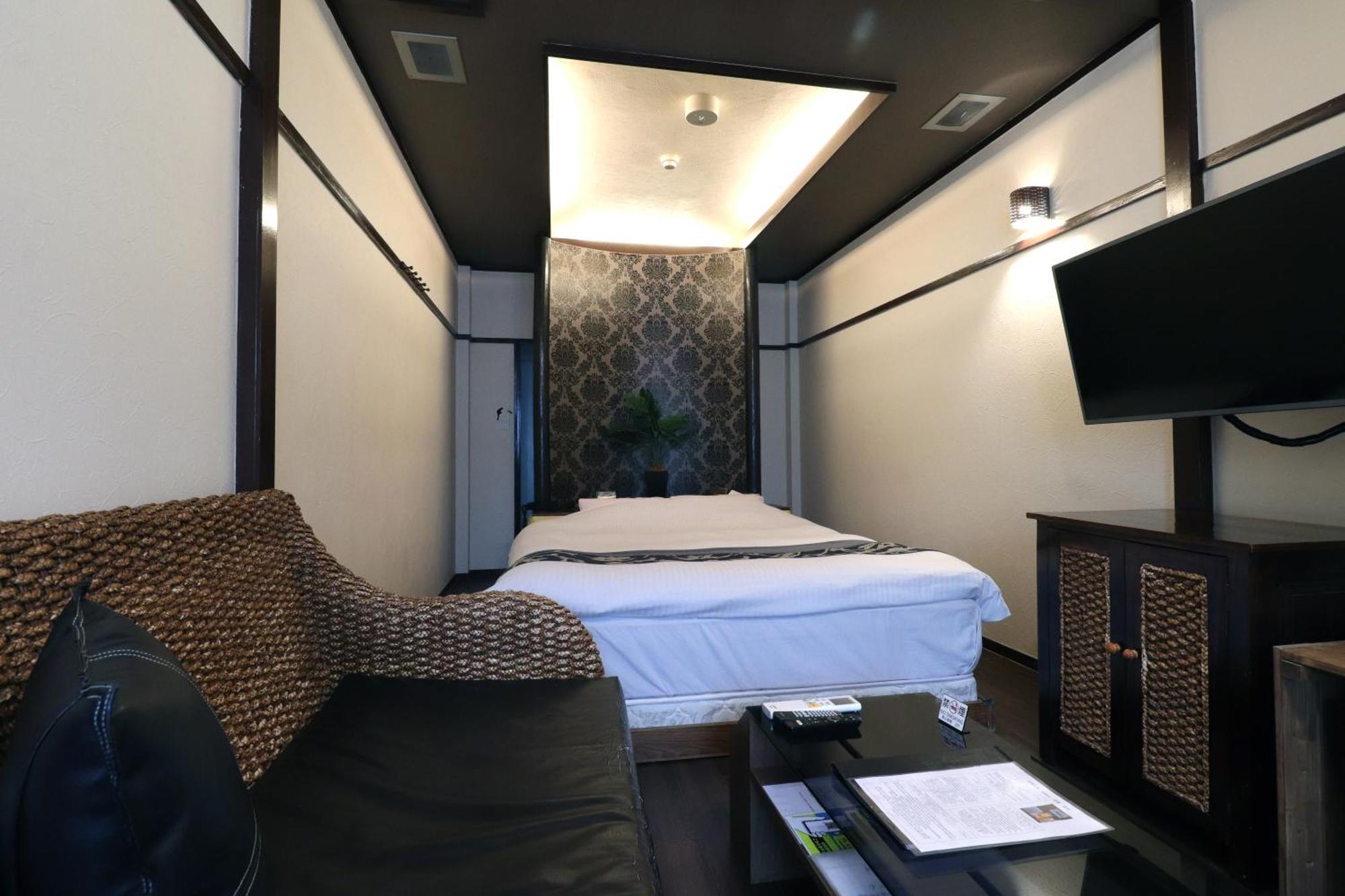 天然個室温泉 Hotel Lafontaine 諏訪 (Adults Only) Suwa  Ngoại thất bức ảnh